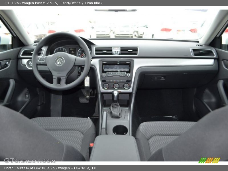 Candy White / Titan Black 2013 Volkswagen Passat 2.5L S