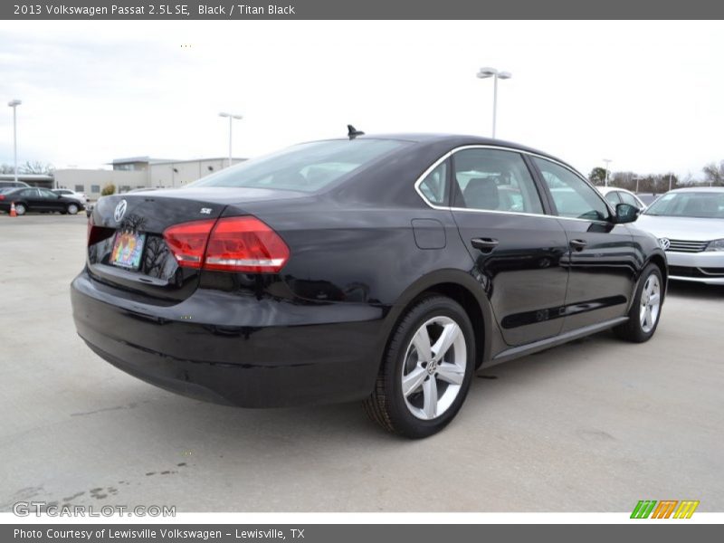 Black / Titan Black 2013 Volkswagen Passat 2.5L SE