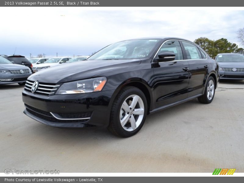 Black / Titan Black 2013 Volkswagen Passat 2.5L SE
