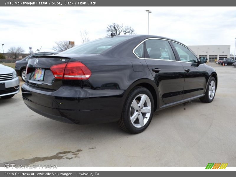Black / Titan Black 2013 Volkswagen Passat 2.5L SE