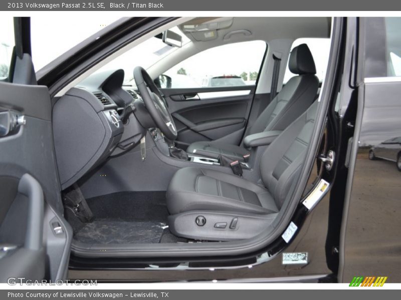 Black / Titan Black 2013 Volkswagen Passat 2.5L SE