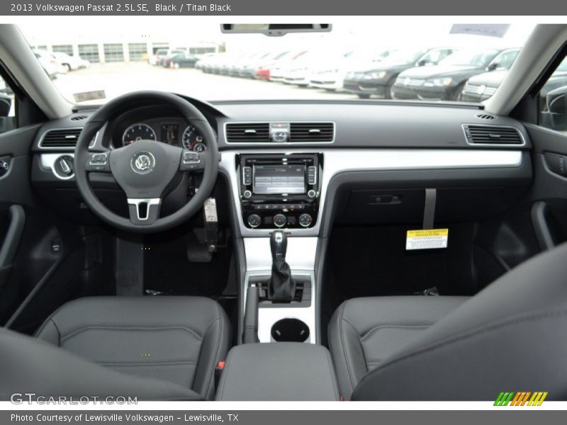 Black / Titan Black 2013 Volkswagen Passat 2.5L SE