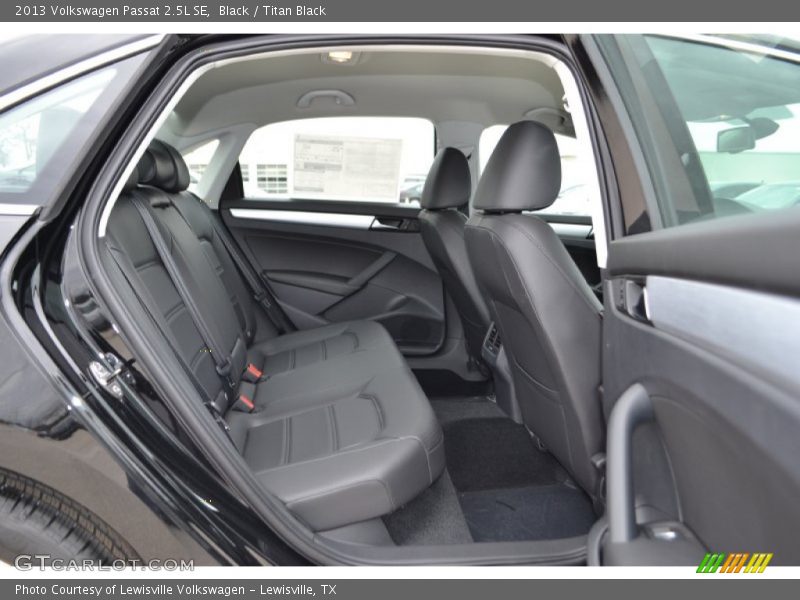 Black / Titan Black 2013 Volkswagen Passat 2.5L SE