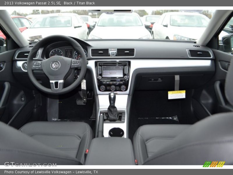 Black / Titan Black 2013 Volkswagen Passat 2.5L SE