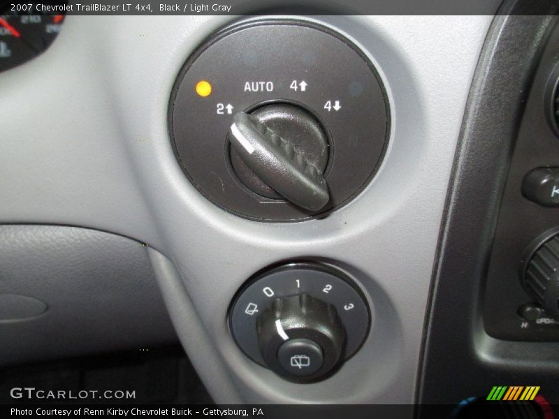 Black / Light Gray 2007 Chevrolet TrailBlazer LT 4x4