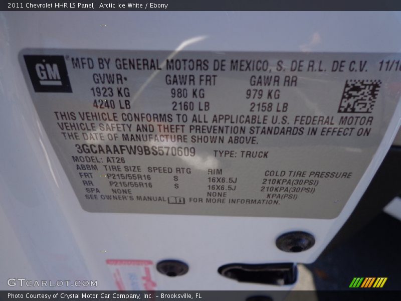 Arctic Ice White / Ebony 2011 Chevrolet HHR LS Panel