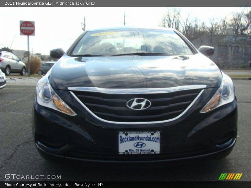 Midnight Black / Gray 2011 Hyundai Sonata GLS