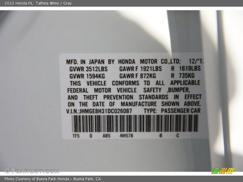 Taffeta White / Gray 2013 Honda Fit