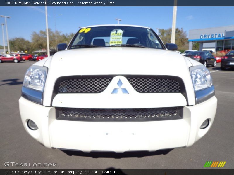 Yosemite White / Slate 2009 Mitsubishi Raider LS Extended Cab