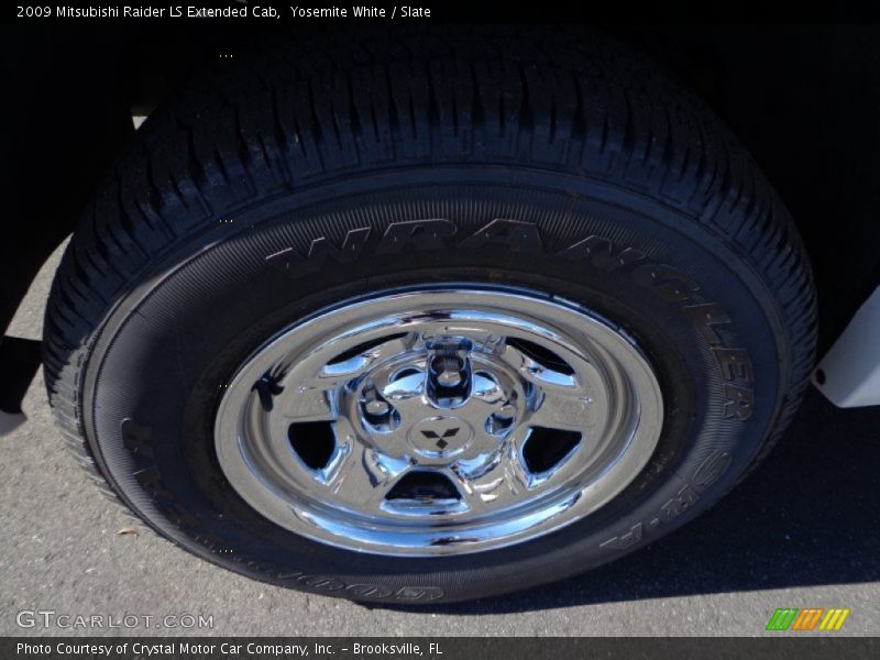 Yosemite White / Slate 2009 Mitsubishi Raider LS Extended Cab