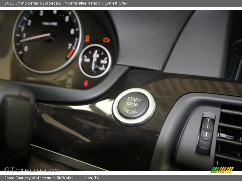 Imperial Blue Metallic / Everest Gray 2011 BMW 5 Series 528i Sedan