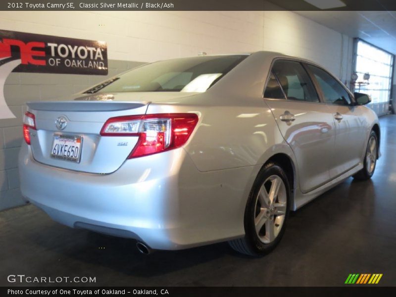 Classic Silver Metallic / Black/Ash 2012 Toyota Camry SE