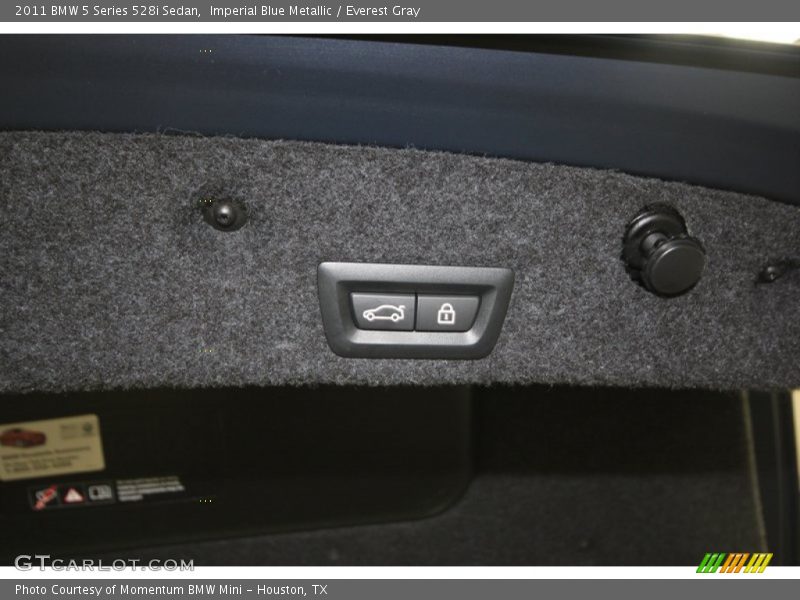 Imperial Blue Metallic / Everest Gray 2011 BMW 5 Series 528i Sedan