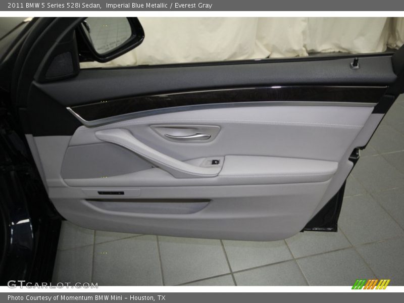 Imperial Blue Metallic / Everest Gray 2011 BMW 5 Series 528i Sedan
