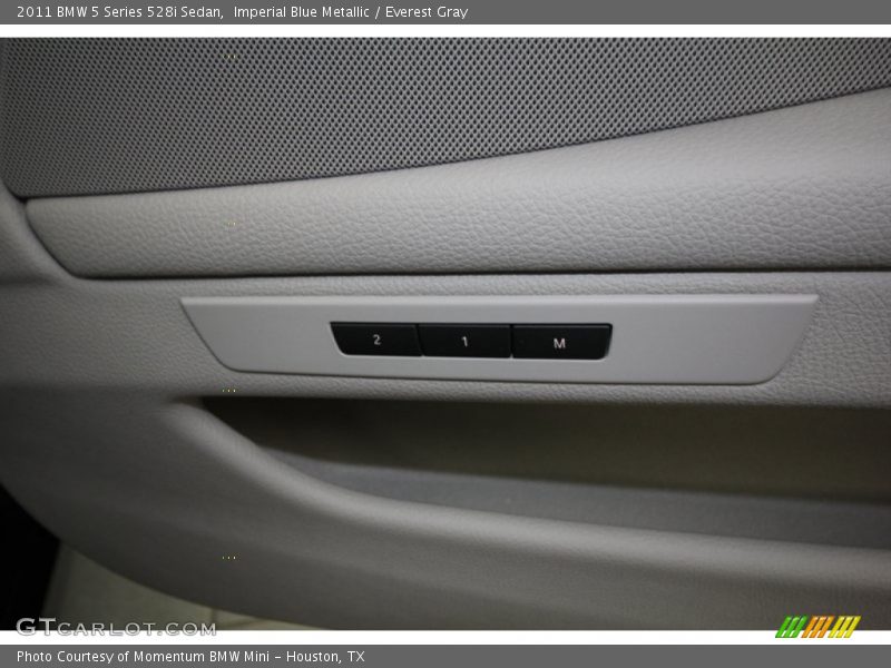 Imperial Blue Metallic / Everest Gray 2011 BMW 5 Series 528i Sedan