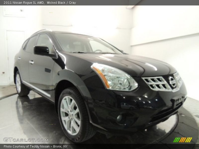 Wicked Black / Gray 2011 Nissan Rogue SL AWD