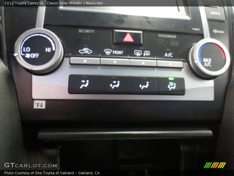 Classic Silver Metallic / Black/Ash 2012 Toyota Camry SE