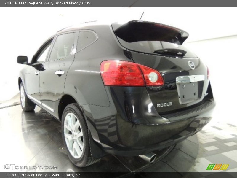 Wicked Black / Gray 2011 Nissan Rogue SL AWD