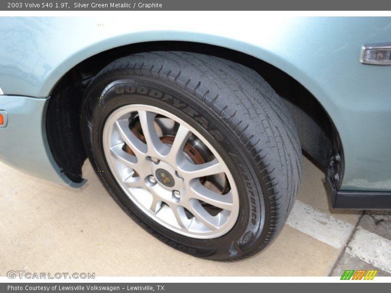 Silver Green Metallic / Graphite 2003 Volvo S40 1.9T