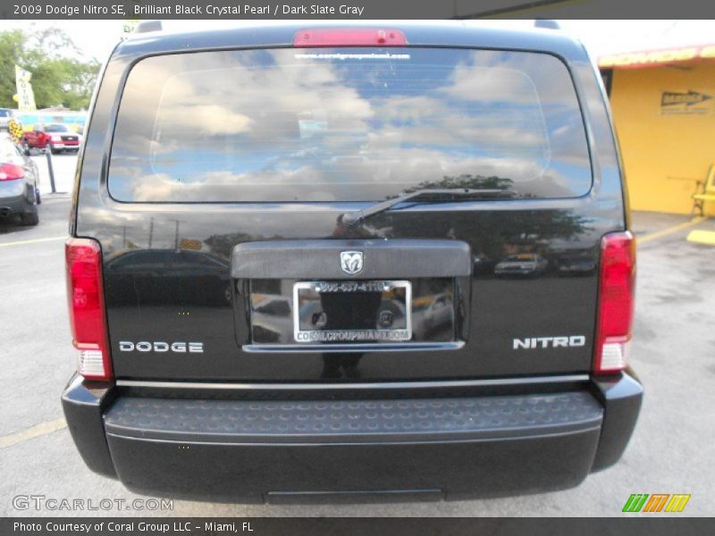 Brilliant Black Crystal Pearl / Dark Slate Gray 2009 Dodge Nitro SE