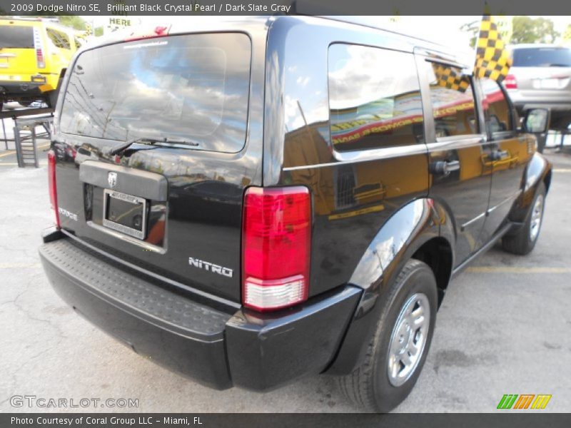 Brilliant Black Crystal Pearl / Dark Slate Gray 2009 Dodge Nitro SE