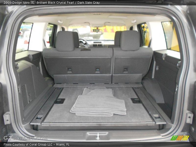  2009 Nitro SE Trunk
