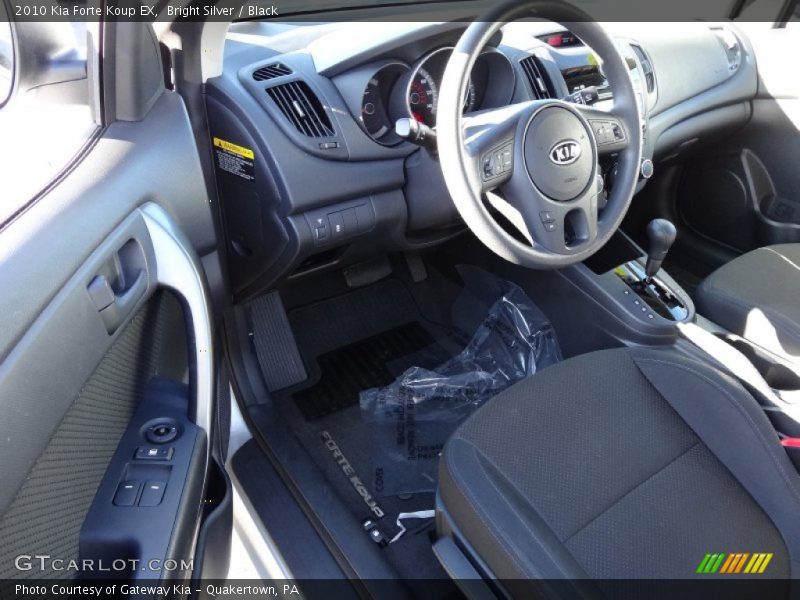 Bright Silver / Black 2010 Kia Forte Koup EX