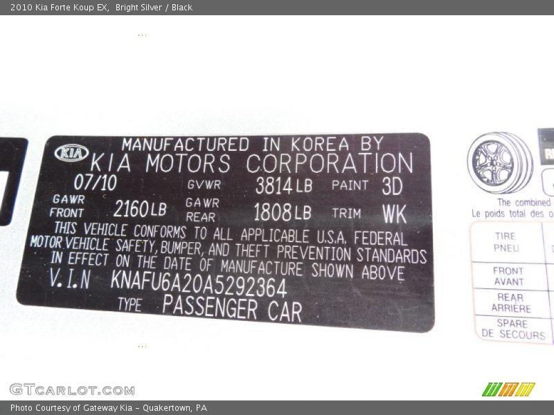 Bright Silver / Black 2010 Kia Forte Koup EX