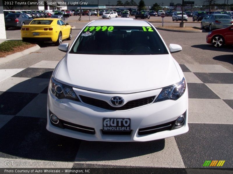 Super White / Light Gray 2012 Toyota Camry SE