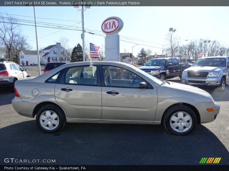 Pueblo Gold Metallic / Dark Pebble/Light Pebble 2007 Ford Focus ZX4 SE Sedan