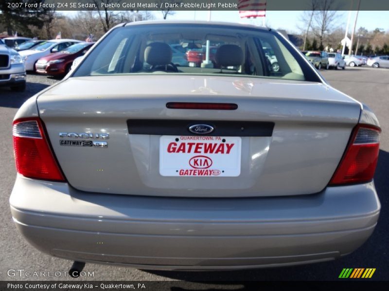 Pueblo Gold Metallic / Dark Pebble/Light Pebble 2007 Ford Focus ZX4 SE Sedan