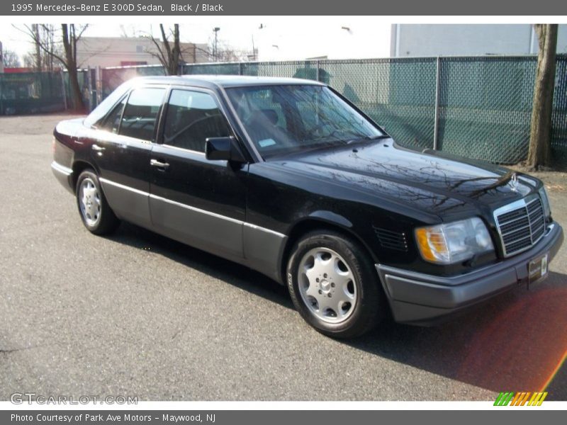 Front 3/4 View of 1995 E 300D Sedan