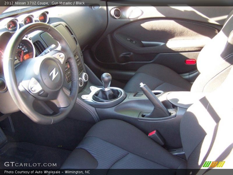 Gun Metallic / Black 2012 Nissan 370Z Coupe