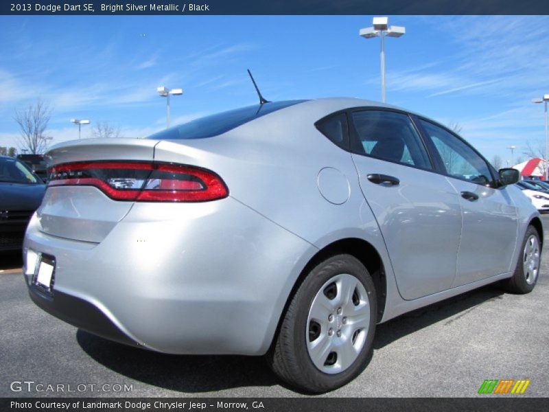 Bright Silver Metallic / Black 2013 Dodge Dart SE