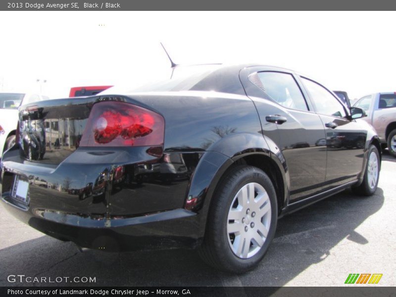 Black / Black 2013 Dodge Avenger SE