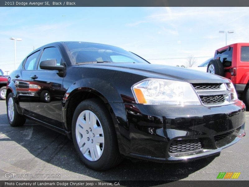 Black / Black 2013 Dodge Avenger SE