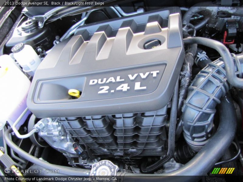 Black / Black/Light Frost Beige 2013 Dodge Avenger SE