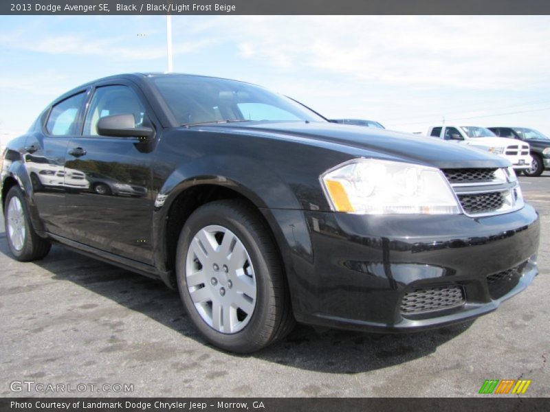Black / Black/Light Frost Beige 2013 Dodge Avenger SE