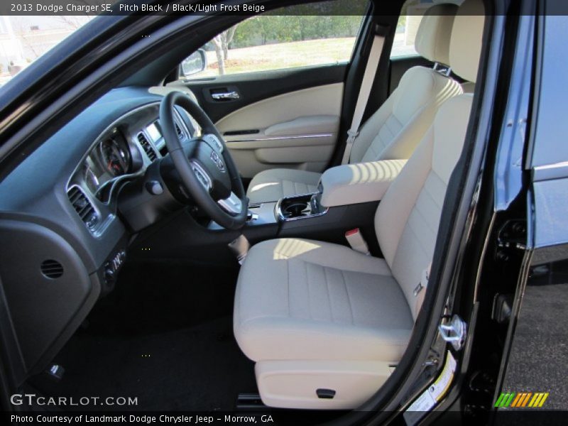 Pitch Black / Black/Light Frost Beige 2013 Dodge Charger SE