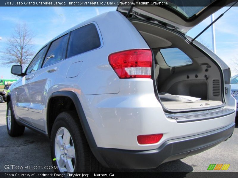 Bright Silver Metallic / Dark Graystone/Medium Graystone 2013 Jeep Grand Cherokee Laredo