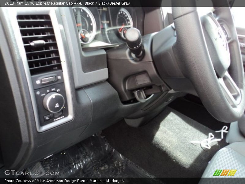 Black / Black/Diesel Gray 2013 Ram 1500 Express Regular Cab 4x4