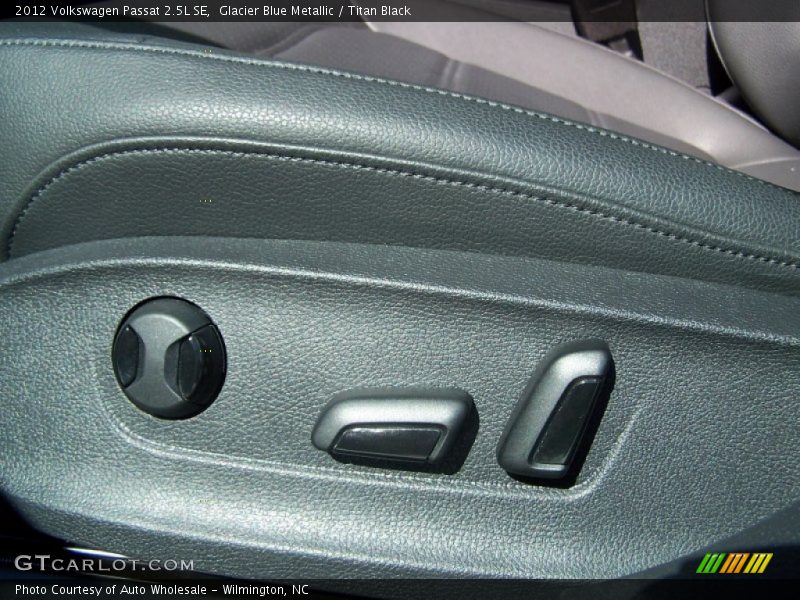 Glacier Blue Metallic / Titan Black 2012 Volkswagen Passat 2.5L SE