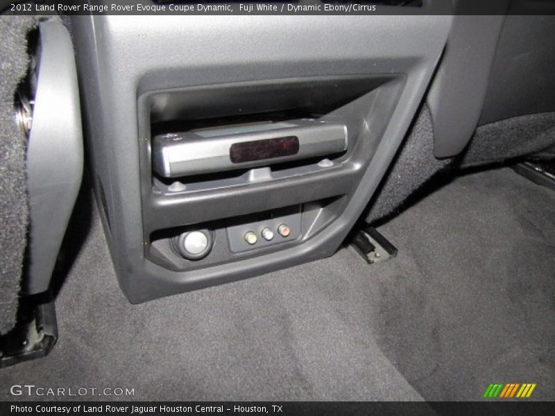 Entertainment System of 2012 Range Rover Evoque Coupe Dynamic