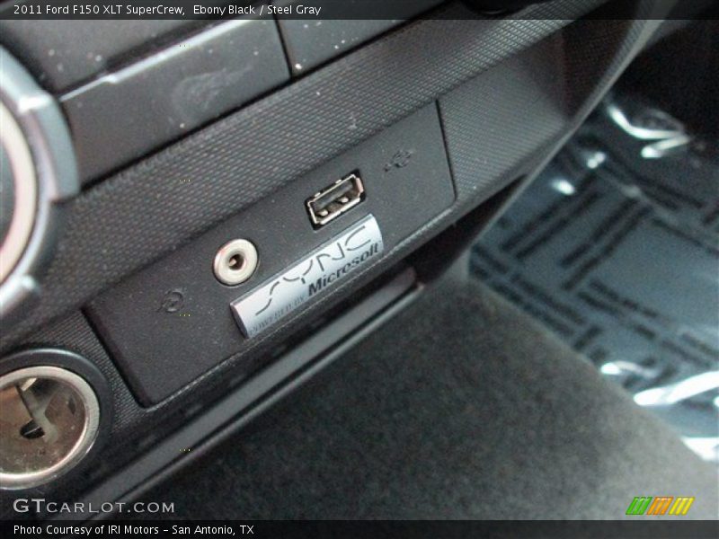 Ebony Black / Steel Gray 2011 Ford F150 XLT SuperCrew
