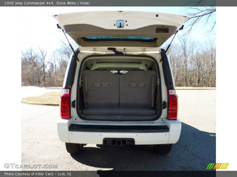 Stone White / Khaki 2006 Jeep Commander 4x4