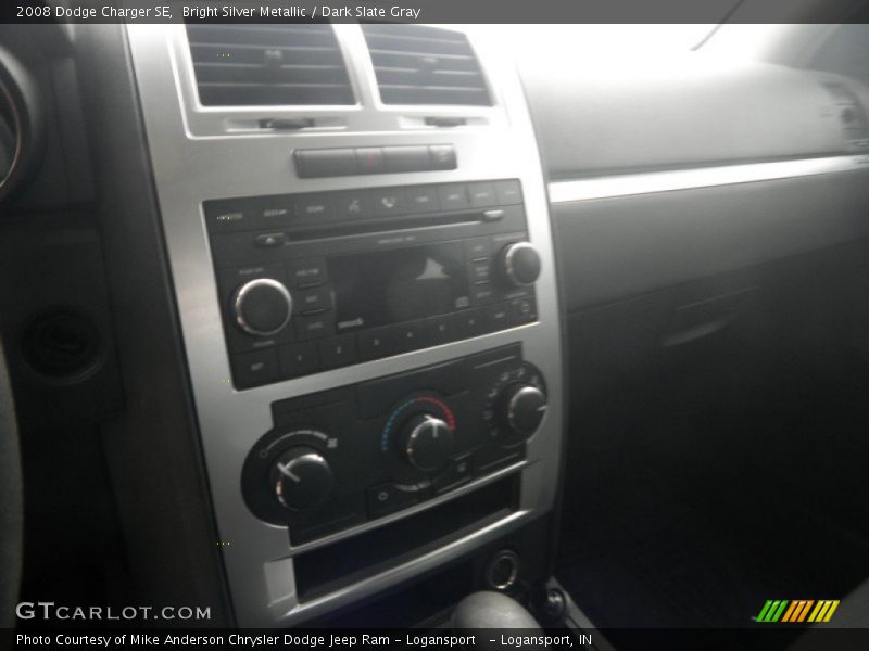 Bright Silver Metallic / Dark Slate Gray 2008 Dodge Charger SE