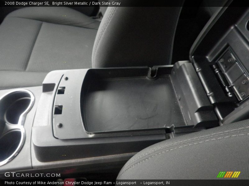 Bright Silver Metallic / Dark Slate Gray 2008 Dodge Charger SE