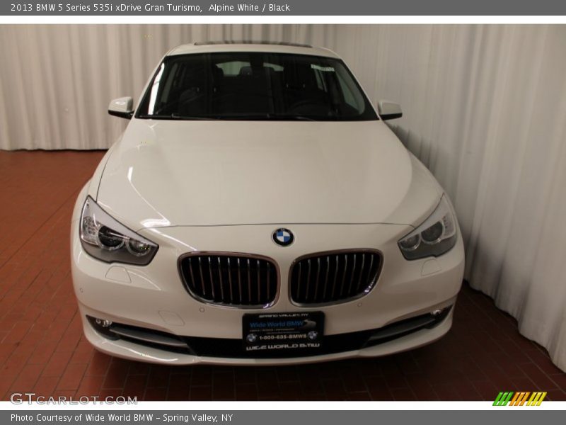 Alpine White / Black 2013 BMW 5 Series 535i xDrive Gran Turismo