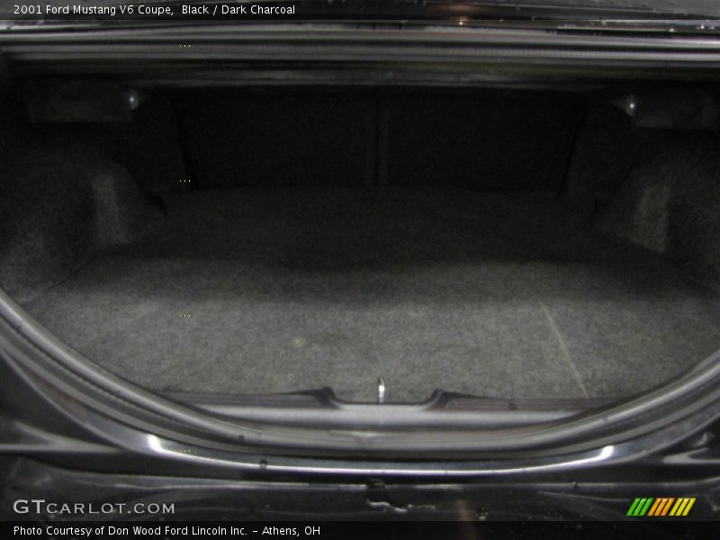 Black / Dark Charcoal 2001 Ford Mustang V6 Coupe