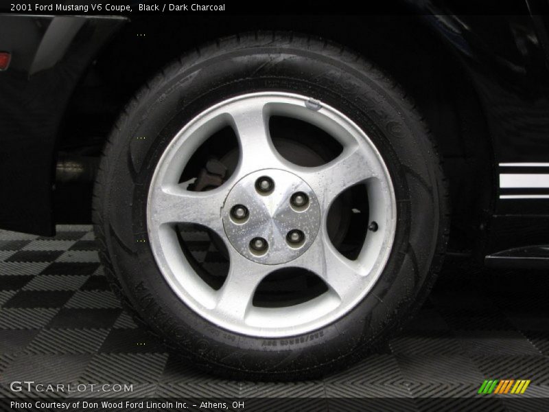  2001 Mustang V6 Coupe Wheel